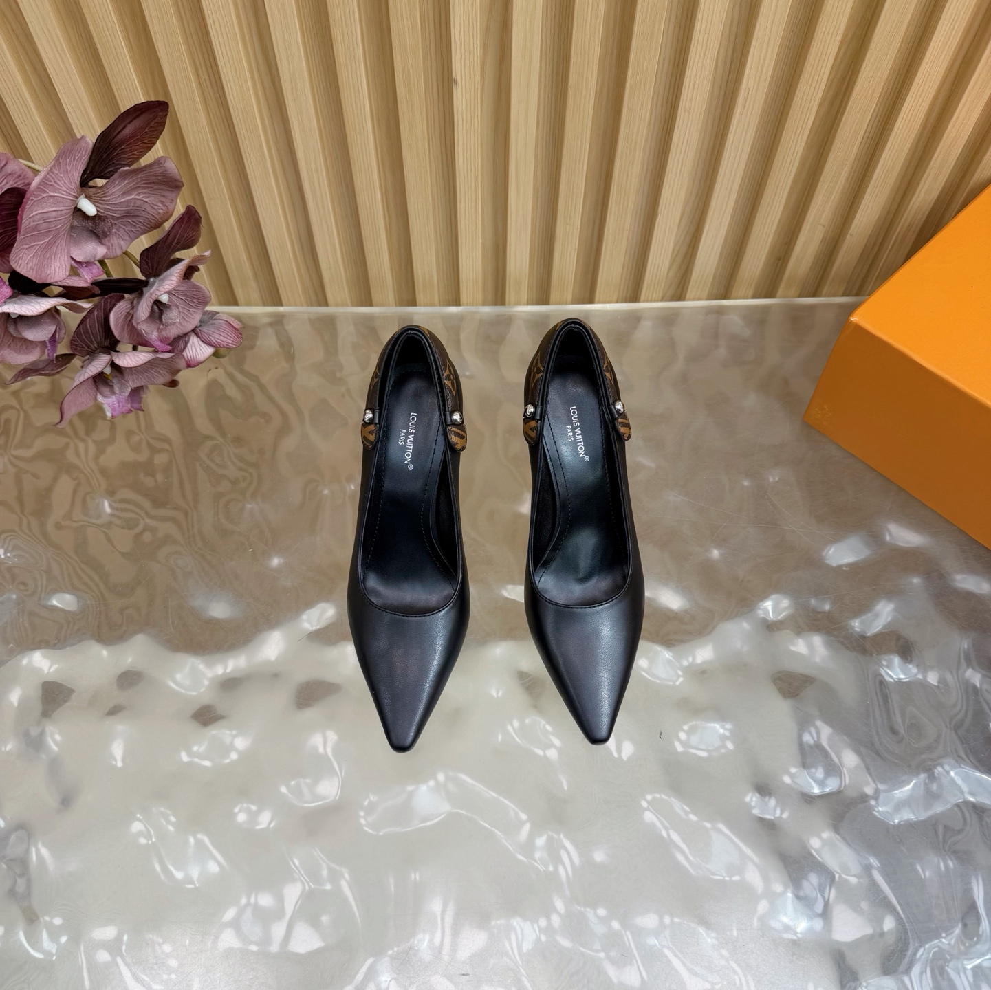 Women's high heels